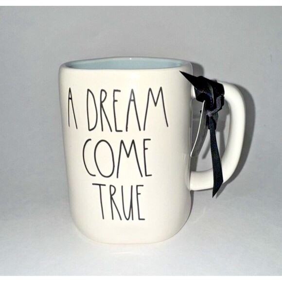 RAE DUNN-‎ DISNEY- A DREAM COME TRUE MUG- Princess Cinderella Castle- NWT-181 - Picture 1 of 7